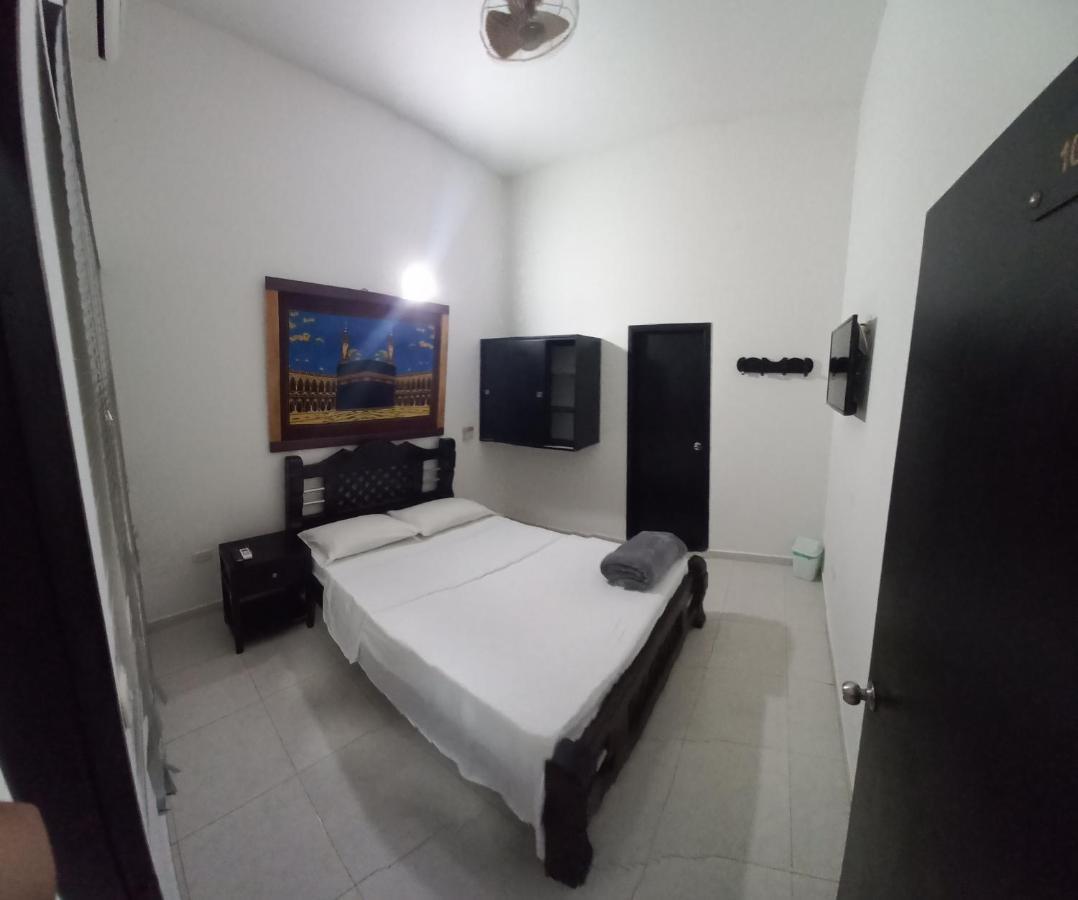 Hotel San Adolfo Carepa Esterno foto