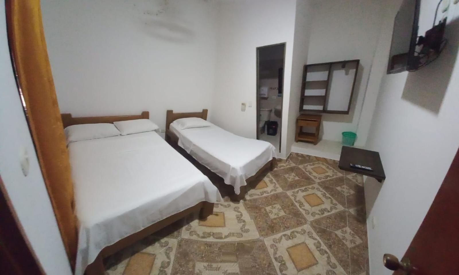 Hotel San Adolfo Carepa Esterno foto